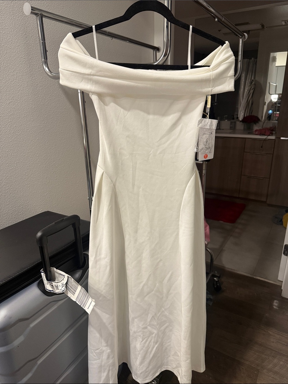 Strapless White Off-Shoulder Midi Dress